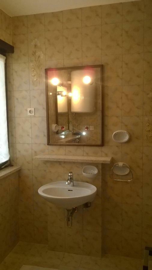 Ferienwohnung Apartman Mariolina Krk Town Exterior foto